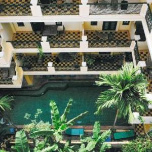 Golden Banana Residence