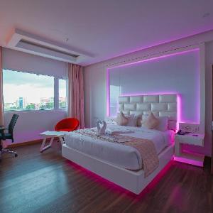 Hotel Mega Grand