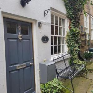 Delft Cottage