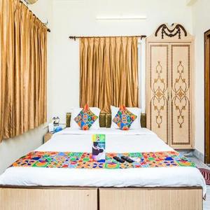 FabHotel Astoria House