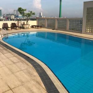 Hedges Court Residencies 2 Bed Room with En- suite baths 103 sqm spacious Apartment