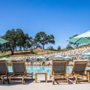 Cava Robles RV Resort