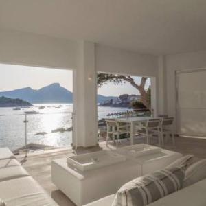 Villa ARLEQUIN · CASA ARLEQUIN - LUXURY BEACHFRONT VILLA