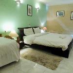 Apartment Bufo Large Double Room  single bed 