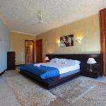 Villa Pedro Private Queen Bed and view  ensuite 