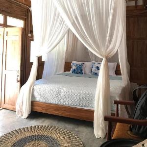 Villa Kayu and Bungalow for  Couple