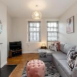 Unique & Stylish Grassmarket Apt - Close to Castle