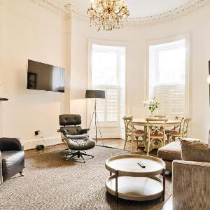 Luxury George St Apt: Edinburgh Suite (3-bed)