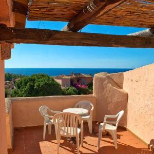 Sea View Apartment In Beautiful Sardinia - 7 mins Walk to Beach