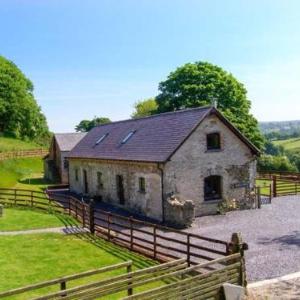 Boffins Barn at Pen Isa Cwm