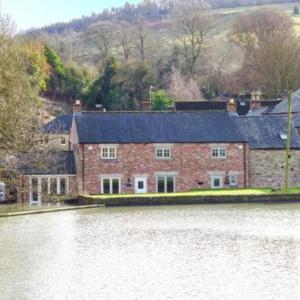 Weir Cottage on the Mill Pond