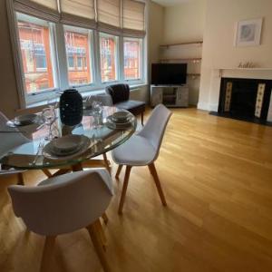 Central Location - 2 Bedroom Apartment