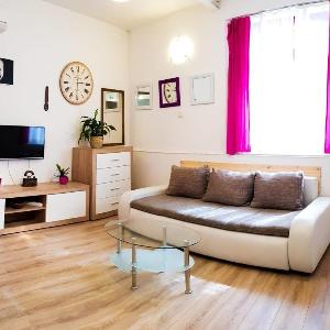 Apartment Trumbic 4* private parking