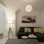 Harlequin Apartment - a downtown modern home away Novi Sad 