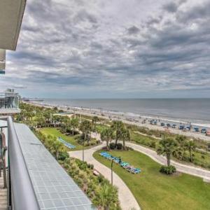 Cozy Condo with Pool Access Walk to Beach and Eats!