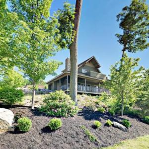 Hilltop Harbor Cottage