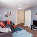 Serviced Apartment Parking Netflix Sleeps 4 