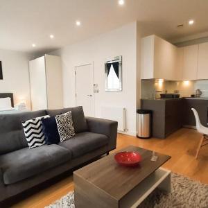 Hounslow Serviced Apartment