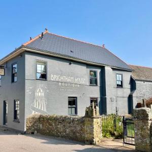 Brightham House - Exclusively for Adults