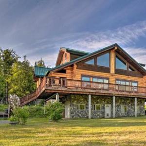 Legacy Mountain Lodge 40-Acre Ranch with Views!