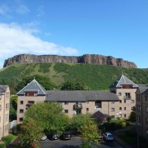 Parkside Terrace Apartment