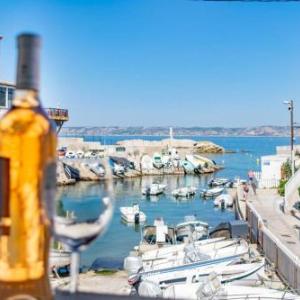 Malmousque Le bleu dans les yeux les pieds dans l'eau - Air Rental