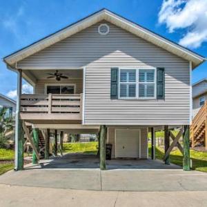 Coastal Cottage with Pool Access Walk to Beach