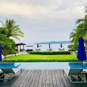 Bang Tao Beachfront 2br apartment sea view pool