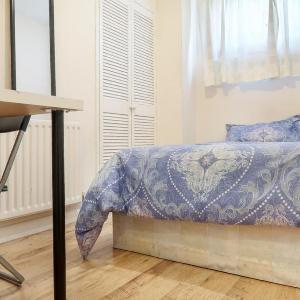 CORRINGHAM HOUSE - DELUXE GUEST ROOM 4