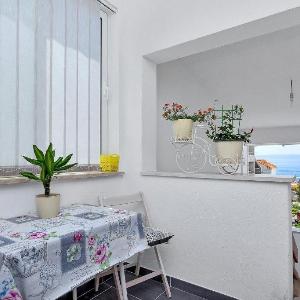 Brand new apartment near the beach!