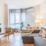 Warm 3bdr apt next to Sagrada Familia and Poblenou 