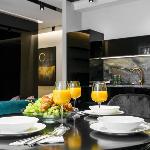 ZLOTA Luxury Apartments - Black Diamond 