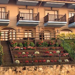 Delicious beachfront apartment at Comillas