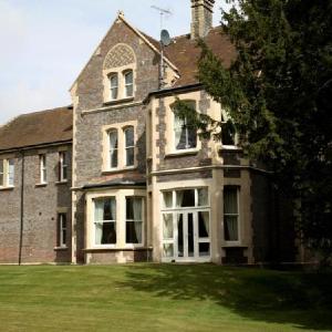 Sherborne House - Large 2 Bed Luxury Apartment