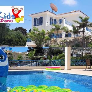 FUN IN THE SUN Villa (SeaViews Large Pool & BBQ)