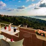 Spacious Bosphorus View 1 BD Apt. in Uskudar