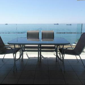 Luxury front sea view 2 bedroom apartment HORIZON