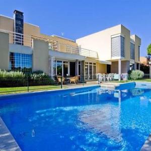 Cavacos Villa Sleeps 12 with Pool Air Con and WiFi