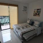 Attractive Riverside 3 Bedroom Unit w/ Balcony 