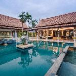 Black Pearl  5 BR Ultra-Luxurious Villa