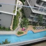 1 Bedroom 7th floor pool view 600 meters to beach