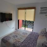 Attractive Riverside 2 Bedroom Unit w/ Balcony 