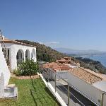 Alfa Mar Villa 5BR Sleeps 10 w/Pool & Ocean View 