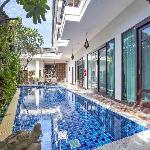 Areeya Boutique Resort 16BR w/ Pool in the City