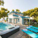 Sani Beach Gallery Villa your family vacation! 