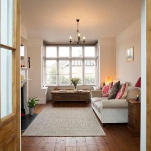 Beautiful 3-Bed House in Glastonbury- sleeps 10