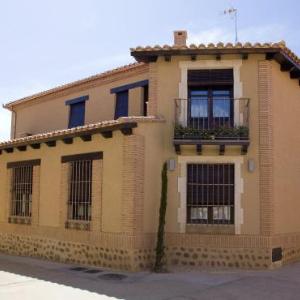 House with 3 bedrooms in Villalpando with wonderful city view and WiFi