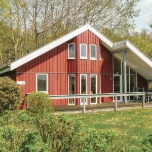 Cozy Home In Rechlin With Wifi