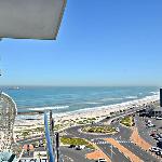 Spectacular views Beachfront Apartment  POOL!