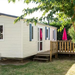 Holiday Home Camping La Plage - AGL270